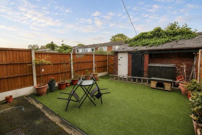 2 bed Terraced for sale Image 9