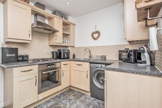 2 bed Terraced for sale Image 7