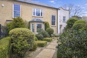 5, Old Hall, Carlton Park, Saxmundham IP17 2NJ