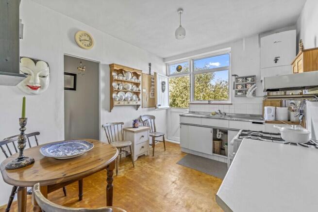 90 Clifden Court ...
