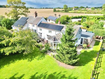 Heath Road, Bromstead, TF10