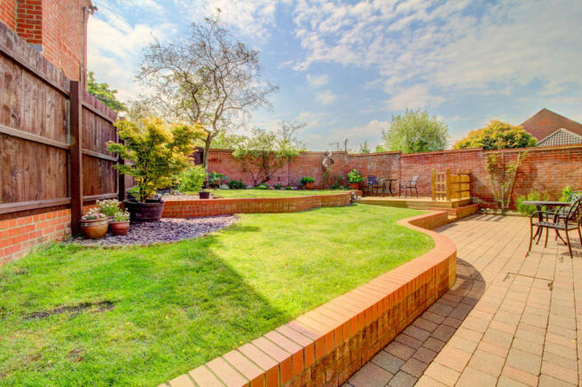 Garden (3)