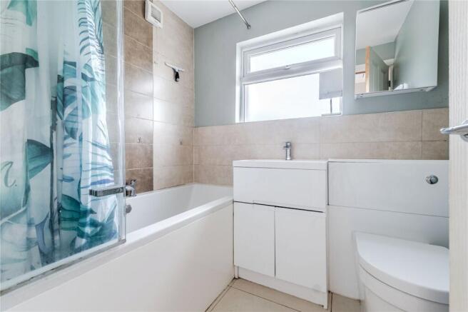 3 bed Semi-Detached for sale Image 8
