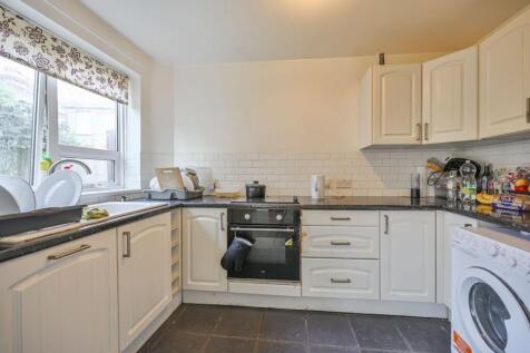 Newnham Road, London, N22, Wood Green, London, N22