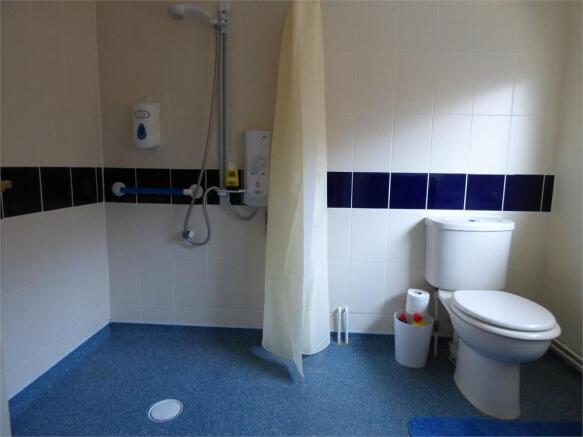 Photo 10