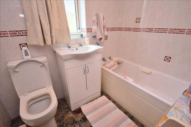 Lanchester Court, Leyland photo 4