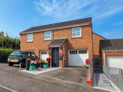 Underwood Place, Brackla, Bridgend County Borough, CF31 2LS