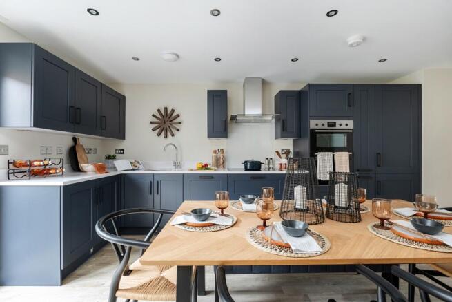 4 bed Detached for sale Image 4