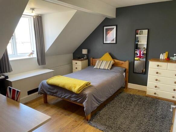Bedroom.jpg