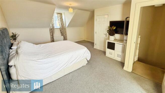 4 bed Semi-Detached for sale Image 9