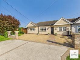 9, Central Avenue, Corringham SS17 7PH