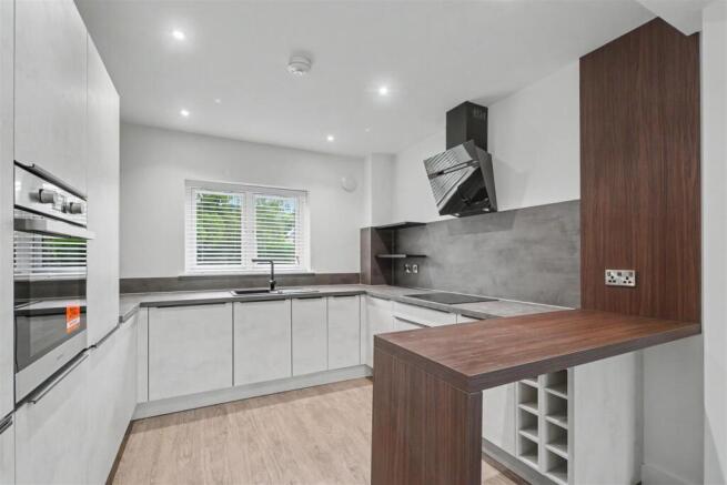 Kitchen_1.jpeg