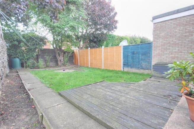 3 bed Semi-Detached for sale Image 12