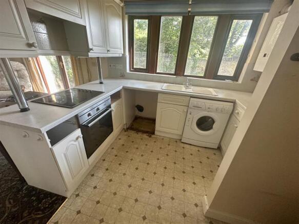 3 bed End of Terrace for sale Image 4
