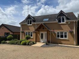 Beech House, Preston Capes Road, Daventry NN11 3EZ