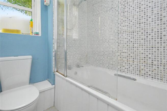 2 bed Apartment for sale Image 7
