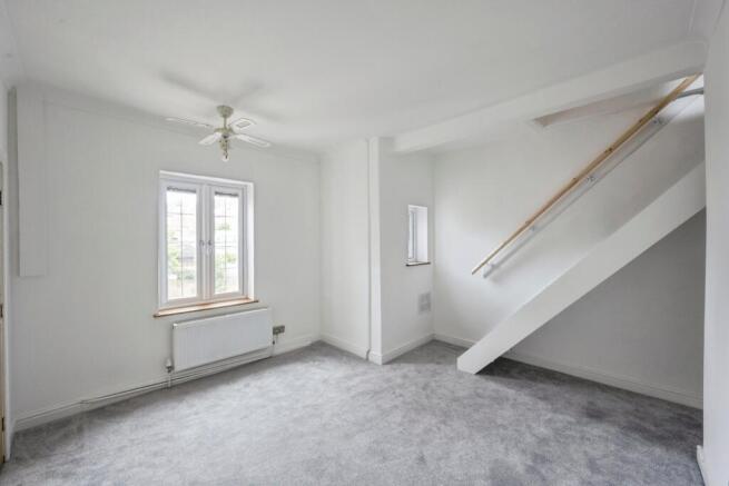 2 bed Terraced for sale Image 9