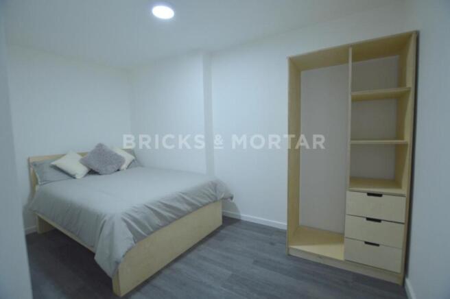 12 Heaton Bank Bedroom (002).jpg