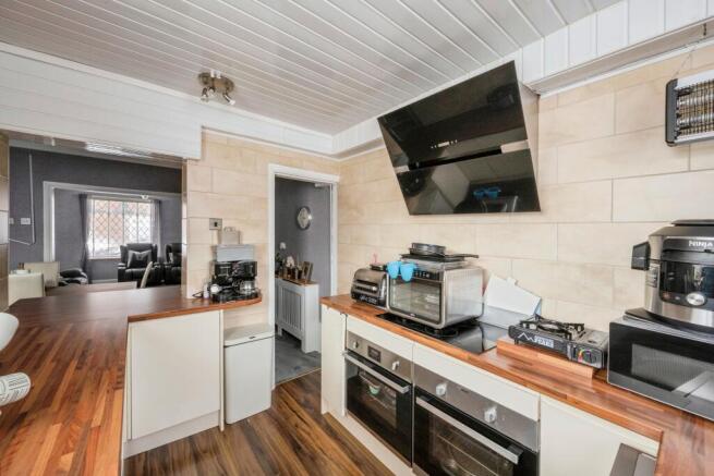 2 bed Terraced for sale Image 9