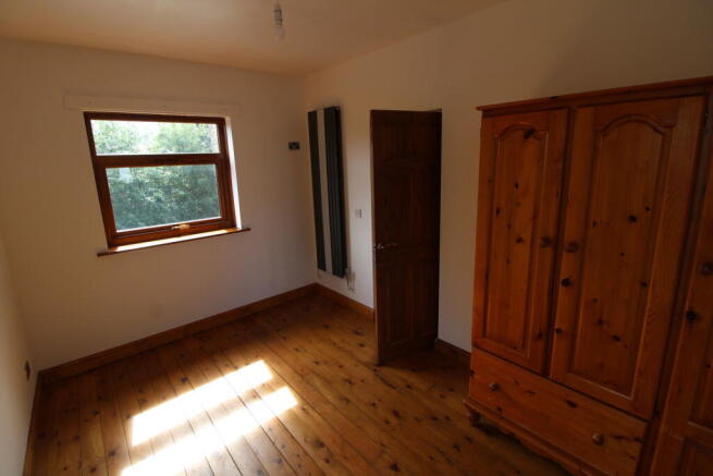 4 bed Not Specified to rent Image 8
