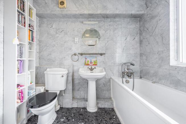 Ensuite