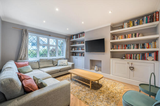 1395656-15-696125...