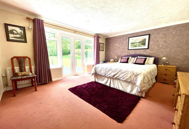 Master bedroom 