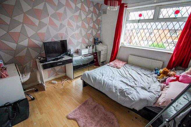 Bed 1