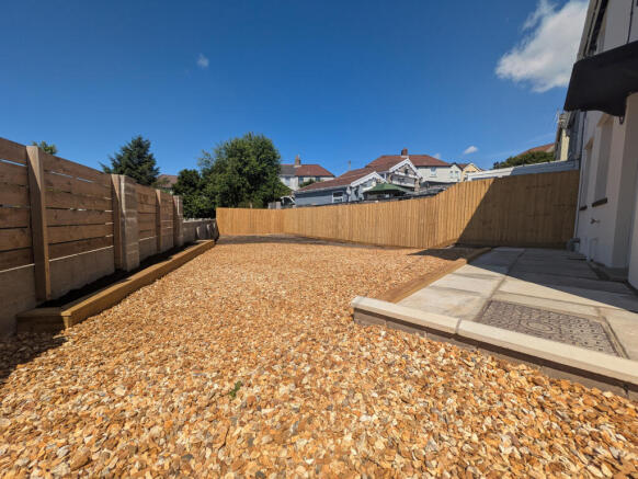 PXL_20250522_103637870