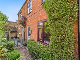 7, Heath Terrace, Towcester NN12 6DF