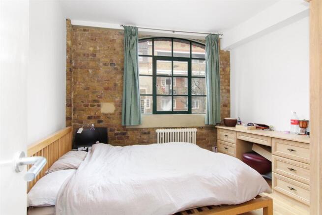 ALWard - Flat 3 Canada Wharf - bed_low.jpg