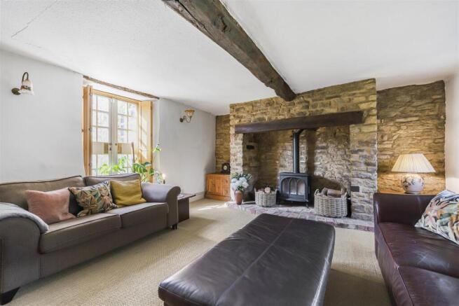 Lower End Farmhouse, 10 High Street South, Tiffiel