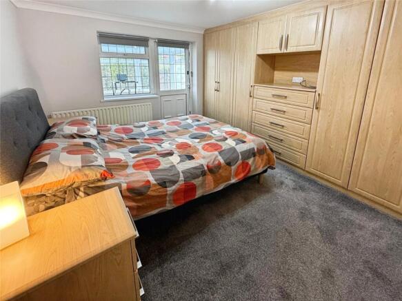 2 bed Bungalow for sale Image 11
