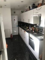 16, Manor Drive, Headingley, Leeds LS6 1DE