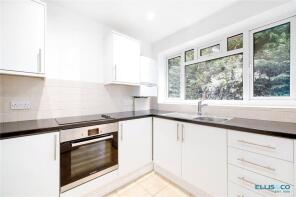 29, Fairfield Close, North Finchley, London N12 9ST