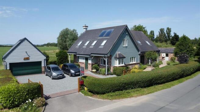 4 bed Detached for sale in driffield