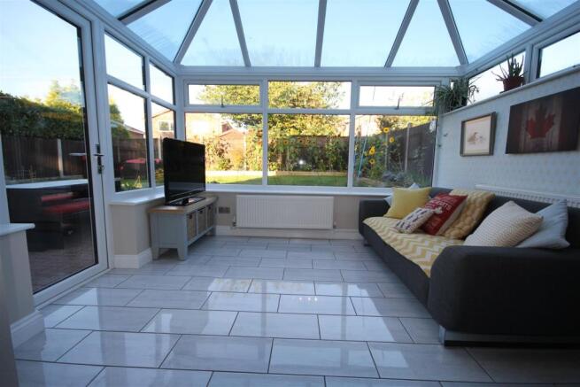 8 Furlong Avenue 174.JPG