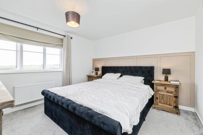4 bed Detached for sale Image 10