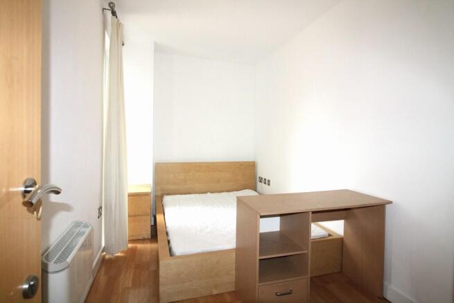 2 bed Apartment to rent Image 11
