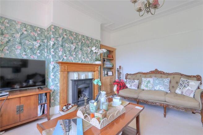 3 bed Semi-Detached for sale Image 4