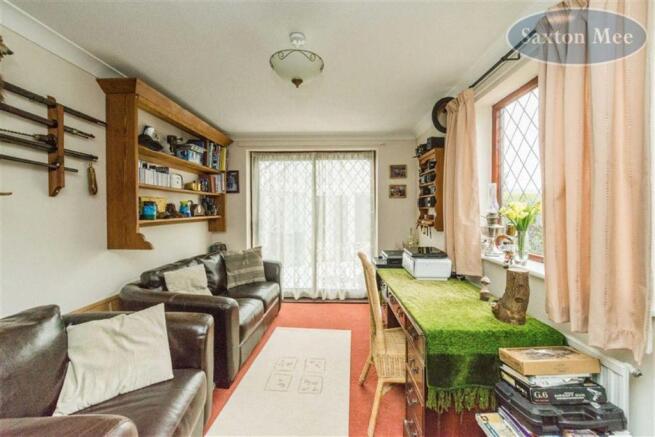 SECOND SITTING ROOM/
