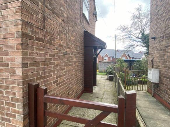 Gated Pathway