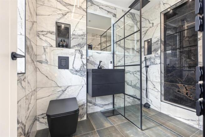 Shower Room.jpeg