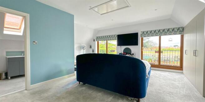 Milby Drive - Image-21.jpg