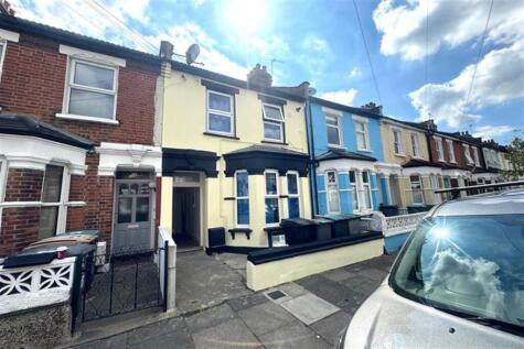Ritches Road, N15