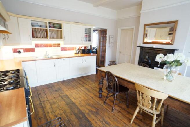 Kitchen / Diner