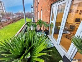 Flat 6, 16, Avenel Way, Poole BH15 1EQ