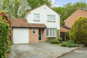 11, Petrel Close, Wokingham RG41 3TF