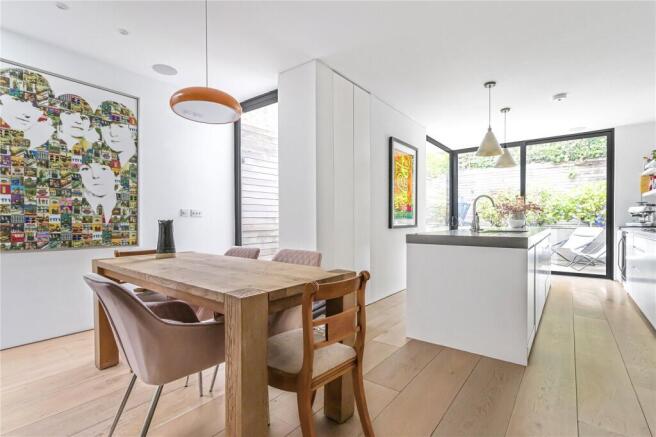 Kitchen/Dining