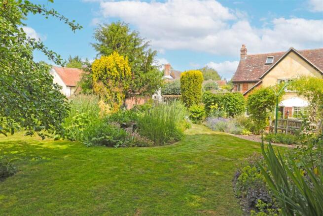 garden 3.jpg